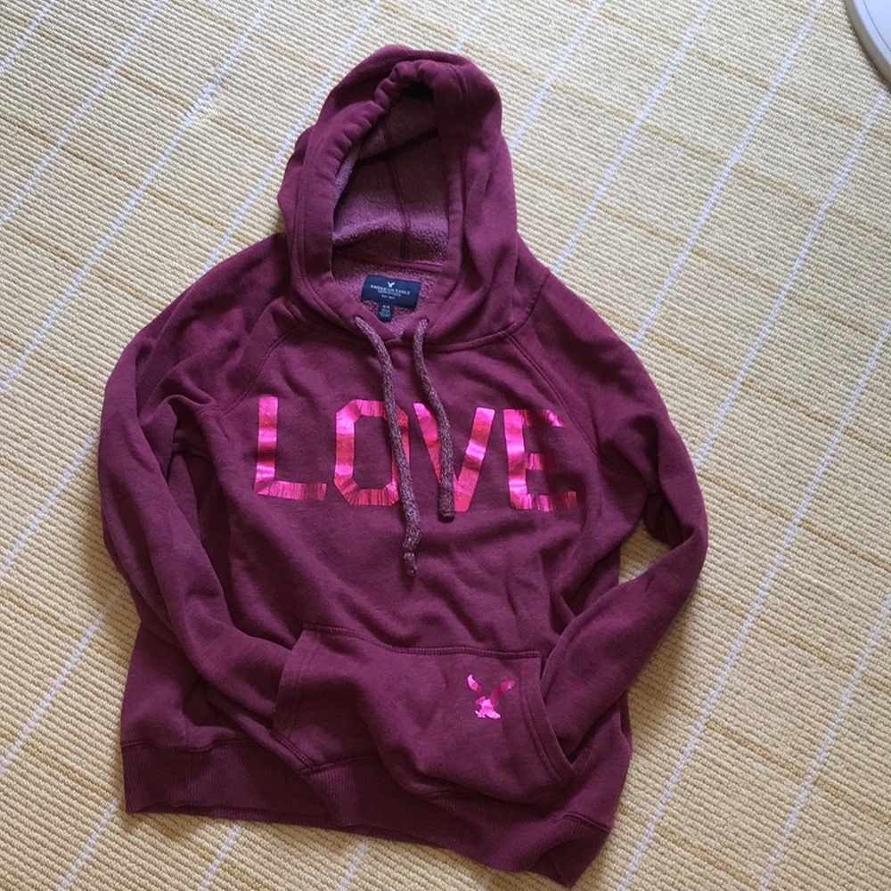 Maroon/pink American eagle sweatshirt size medium